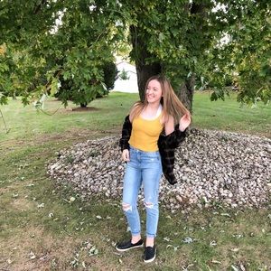 Meet your Posher, Emma